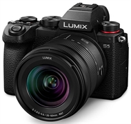 PANASONIC LUMIX DC-S5 + LUMIX S 20-60 PANASONIC LUMIX DC-S5 + LUMIX S 20-60