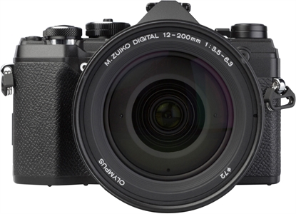 OLYMPUS OM-D E-M5 MARK III + M.ZUIKO DIGITAL ED 12-200