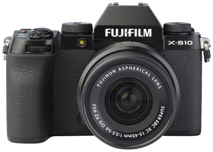 FUJIFILM X-S10 + XC15-45